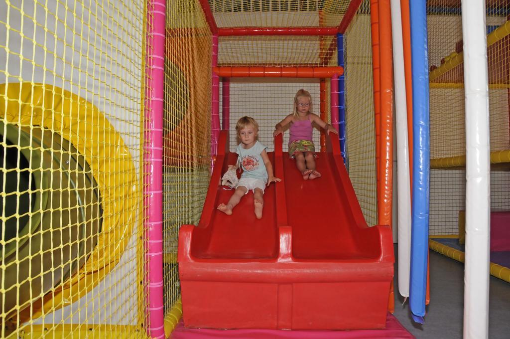 Camping Het Wieskamp Henxel Exterior foto